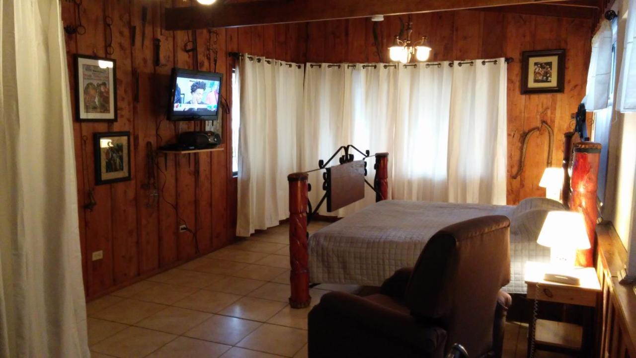San Jeronimo  Mountain Lodge Chetica מראה חיצוני תמונה
